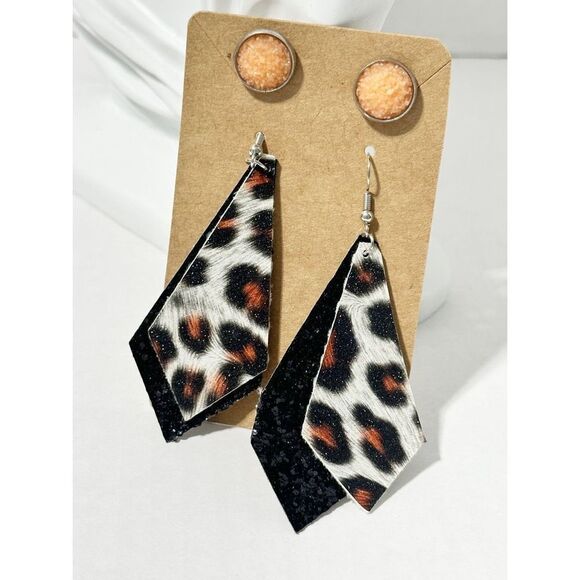 Geometric Vegan Leather Dangle & Crystal Round Earrings Peach & Black 2‎ Pairs - Picture 1 of 7